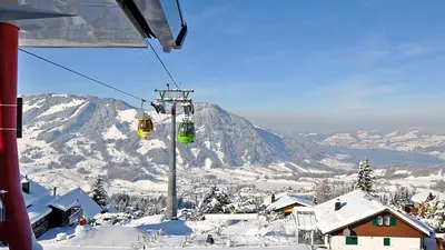 Drehgondelbahn Stuckli Rondo in Sattel Hochstuckli