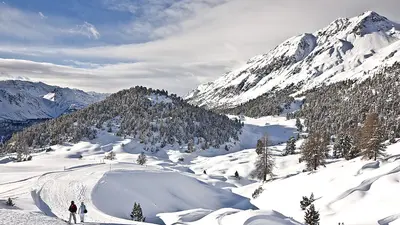 Winterwanderer in Minschuns