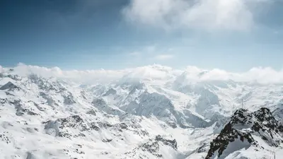 Sicht vom Mont-Fort im Skigebiet Verbier