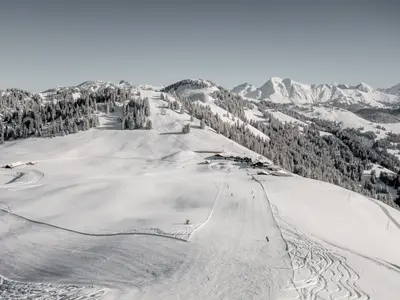 Blick auf die Pisten von Gstaad © Destination Gstaad