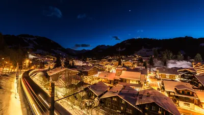 Gstaad bei Nacht