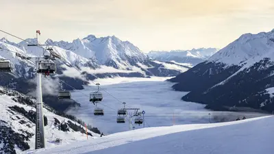 Über dem Nebelmeer in Ski Arlberg