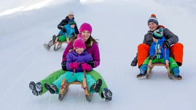 Rodelspaß für die ganze Familie in der Salzburger Sportwelt