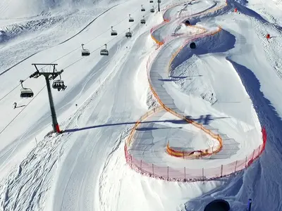 Blick auf die Funslope am Hintertuxer Gletscher © Hintertuxer Gletscher