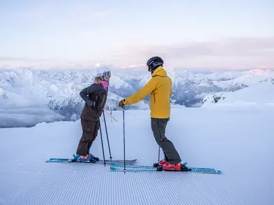 Skifahrer in der Zillertal Arena © Zillertal Arena I Maximilian Koeck I Maximalgrafik