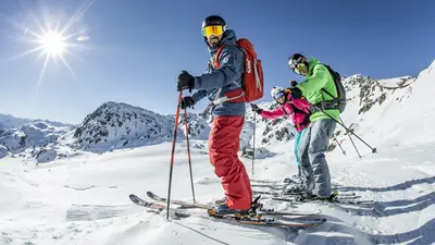 Skifahrer im Skigebiet Hochzillertal-Kaltenbach
