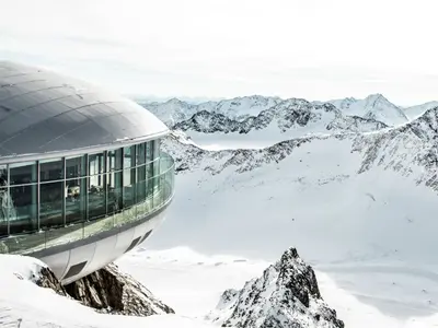 Blick auf die Bergstation im Skigbiet Pitztaler Gletscher © Pitztaler Gletscherbahn - Daniel Zangerl
