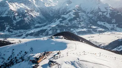 Blick auf das Skigebiet Schmittenhöhe