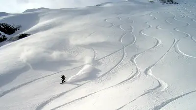 Zahlreiche Freeride-Routen gibt es am Dachsteingletscher.