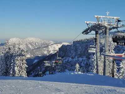 4er-Sessellift mit Blick auf Kremsmauer © Almtal Bergbahnen
