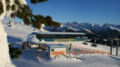 Blick auf den Sessellift am Fanningberg