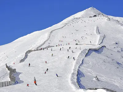 Breite Pisten führen ins Tal. © Großeck-Speiereck