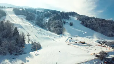 Talabfahrten und Skischulgelände Haus