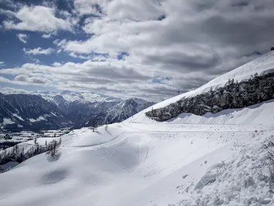 Fantastische Aussicht beim Skifahren am Loser © TVB Ausseerland Salzkammergut / Tom Lamm