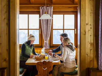 Einkehr in der Loserhütte © TVB Ausseerland Salzkammergut | Susanne Einzenberger 
