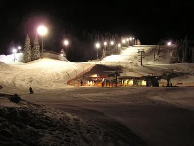 Flutlichtpiste an der Talstation Hochkar © Hochkar Bergbahnen GmbH