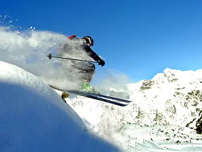 Freerider bei der Abfahrt am Sonnenkopf © Klostertaler Bergbahnen