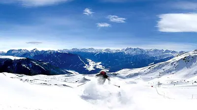 Freerider im Tiefschnee in Sillian Hochpustertal