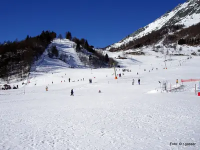 Blick auf die Pisten des Skigebiet Prägraten am Großvenediger © r.gasser