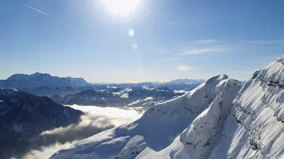 Blick auf das Bergpanorama Hochkössen