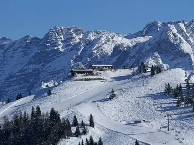 Imposante Winter-Bergkulisse auf der schneesicheren Buchensteinwand © Kitzbüheler Alpen Marketing GmbH