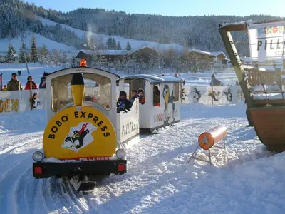 Der Bobo-Kinderpark für die kleine Skifahrer im Skigebiet Pillersee-Buchensteinwand © Kitzbüheler Alpen Marketing GmbH