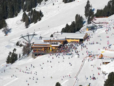 Luftbild Skigebiet Hochzeiger © hochzeiger.com - Albin Niederstrasser