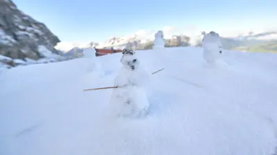 Schneemänner im Tannheimer Tal