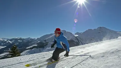 Skifahrer am Neunerköpfle