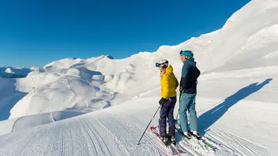 Skifahrer im Skigebiet Rauriser Hochalmbahnen