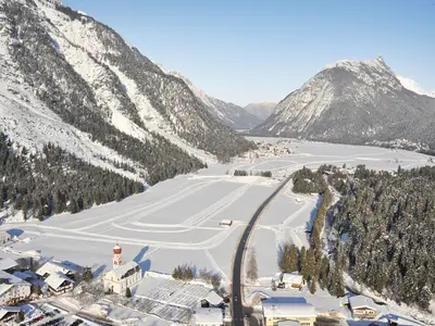 Blick aus der Luft auf Leutasch © Olympiaregion Seefeld
