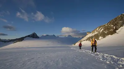 Zwei Winterwanderer in Vent