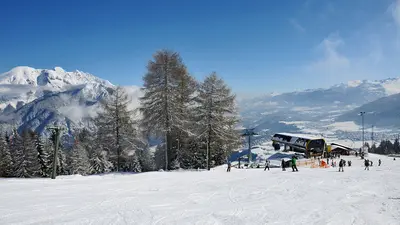 Blick ins Skigebiet Ranggerköpfl