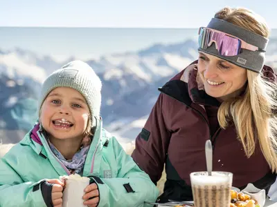 Ein heißer Kakao lässt Kinderherzen höher schlagen © Tourismusverband Großarltal | Lorenz Masser