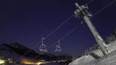 Sesselbahn im Skigebiet Zöblen
