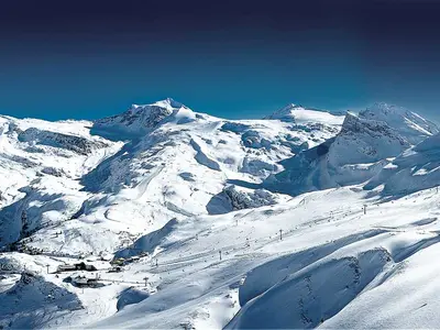 Luftaufnahme Hintertuxer Gletscher © www.tux.at