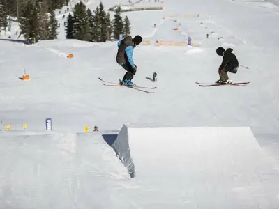 Der Snowpark im Skigebiet Kreischberg © Roland Haschka