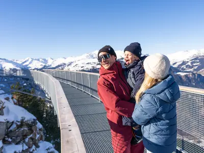 Die Greifenbrücke am Ahorn ist ein beeindruckendes Beispiel für moderne Brückentechnologie © Mayrhofner Bergbahnen