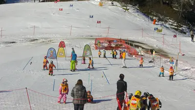 Skikurs im Familienskigebiet Vorhegg