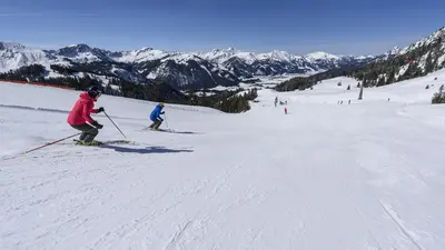 Skifahren im Tannheimer Tal