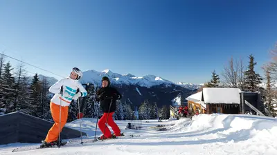 Skifahrer im Skigebiet Hohentauern