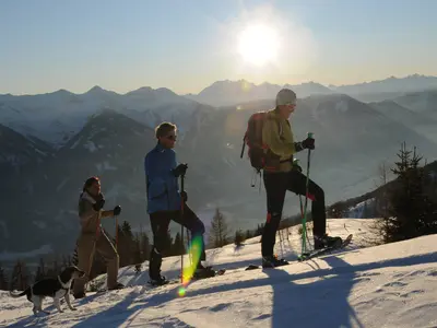 Schneeschuhwandern an der Emberger Alm © Franz Gerdl
