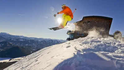 Skifahrer im Skigebiete Gemeindealpe