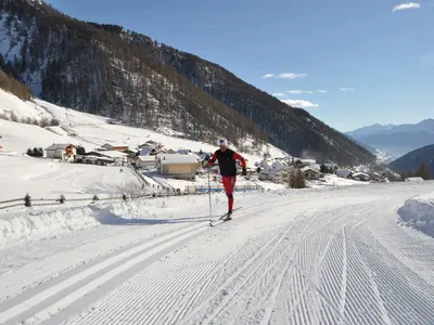 Langläufer auf der Loipe © Bernhart Andi