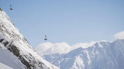 Gondeln am Schnalstaler Gletscher
