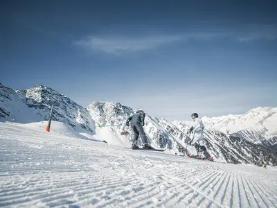 Skifahren in der Skiworld Ahrntal in Südtirol © Martin Zimmerhofer