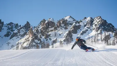 Skifahren im Skigebiet 3 Zinnen