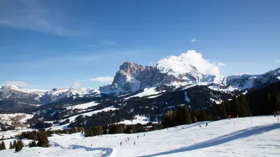 Skipiste vor dem Langkofel