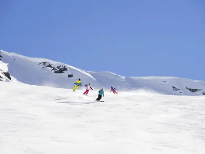 Skifahrer im Skigebiet Pfelders © MGM/Alex Filz