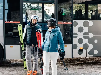 Mit dem Skibus nach Pfelders © Benjamin Pfitscher